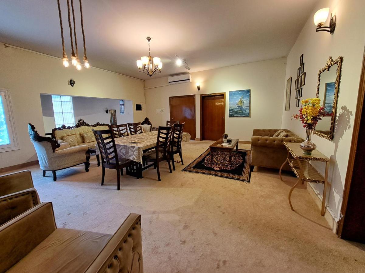 Laca Sa Lodge Opp Canturus Mall 伊斯兰堡 外观 照片