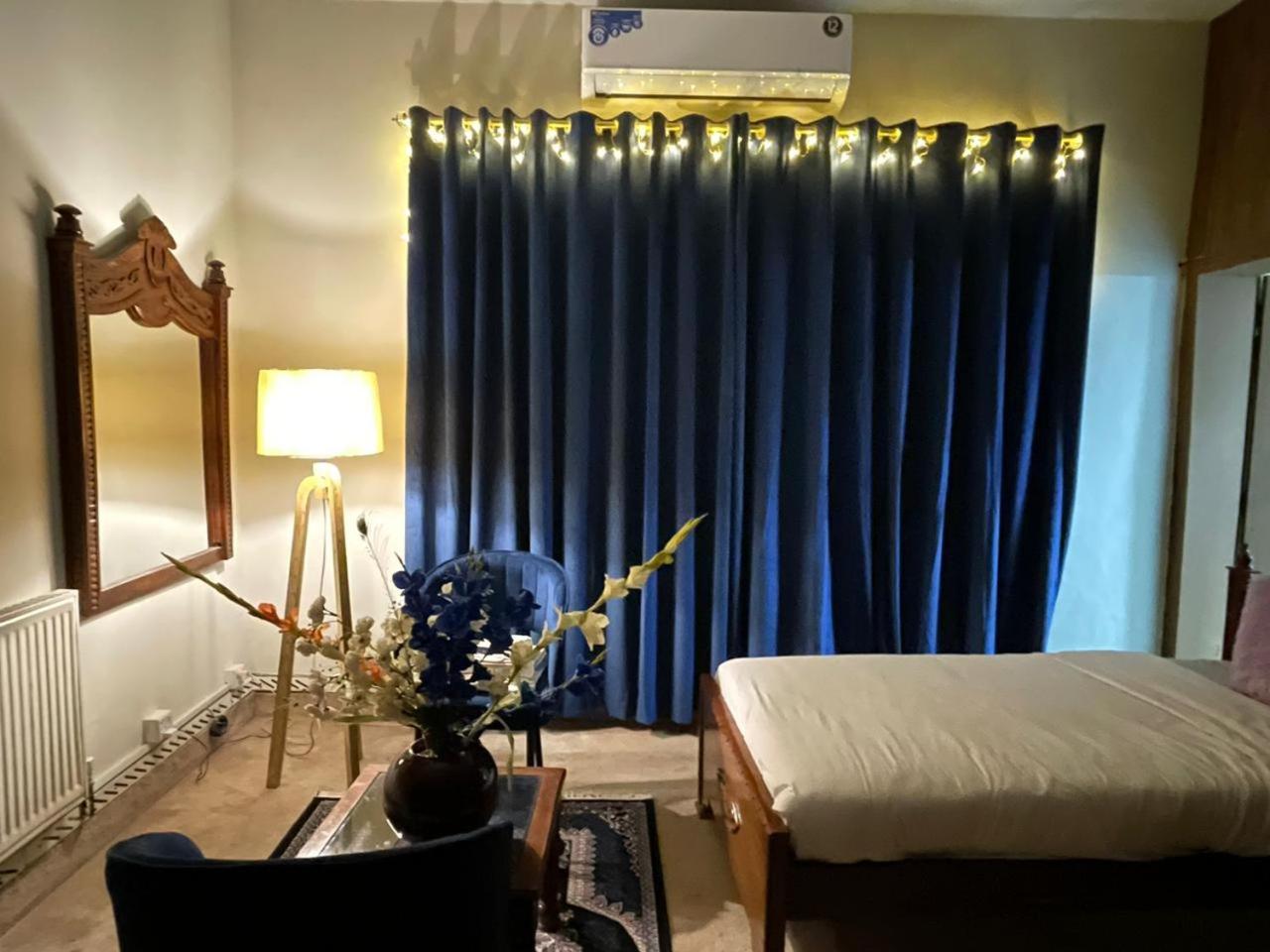 Laca Sa Lodge Opp Canturus Mall 伊斯兰堡 外观 照片