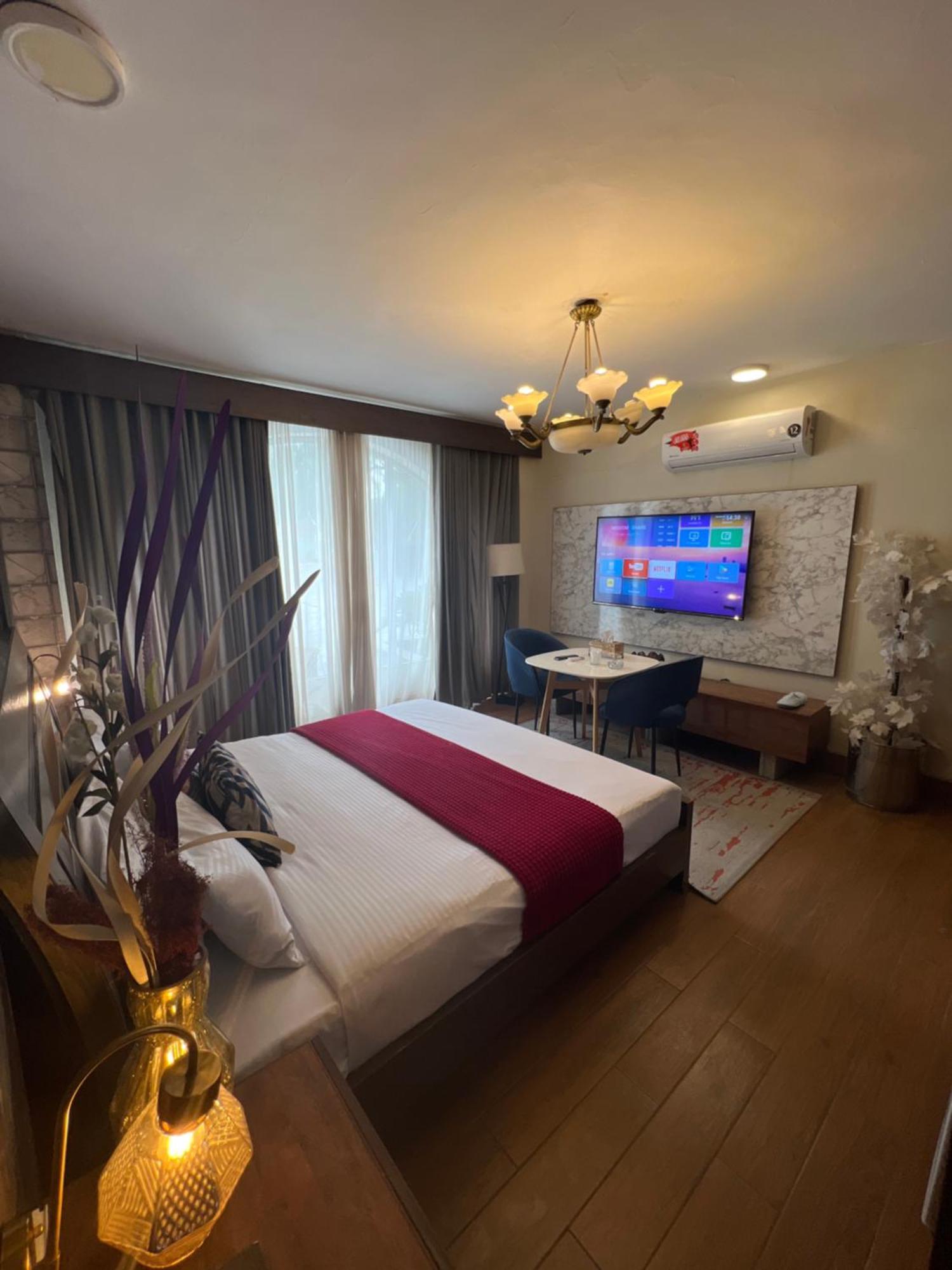 Laca Sa Lodge Opp Canturus Mall 伊斯兰堡 外观 照片